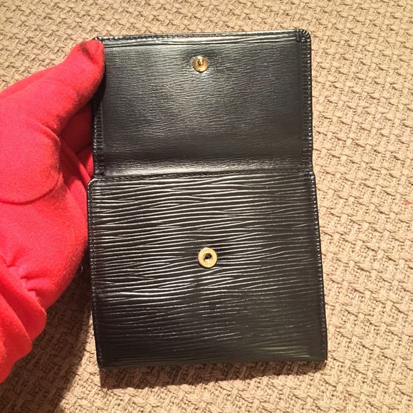 AUTHENTIC LOUIS VUITTON MANS WALLET IN GOOD PRE-LOVED CONDITION. SEE PICTURES. - Picture 2 of 15